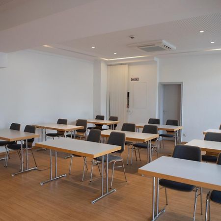 Pepb Schulungshotel Sarstedt Luaran gambar