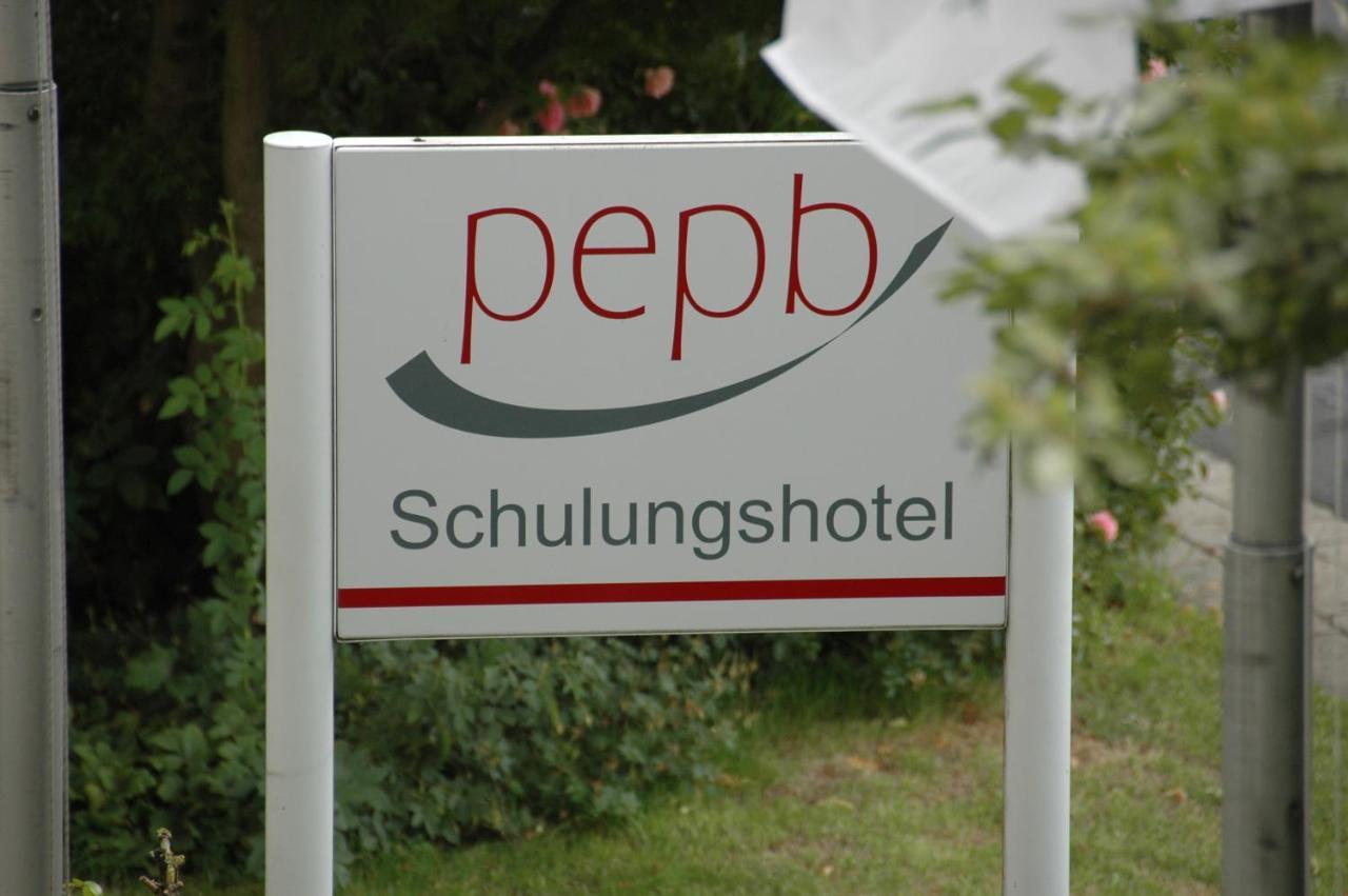 Pepb Schulungshotel Sarstedt Luaran gambar